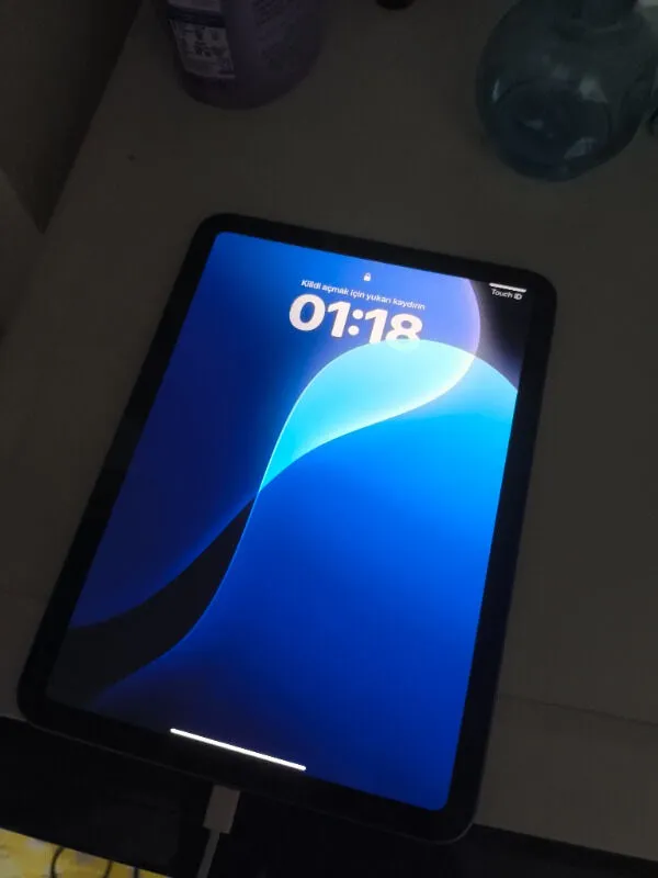 Apple iPad A16 11″