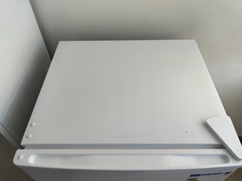 Dijitsu DB100 Büro Tipi Mini Buzdolabı