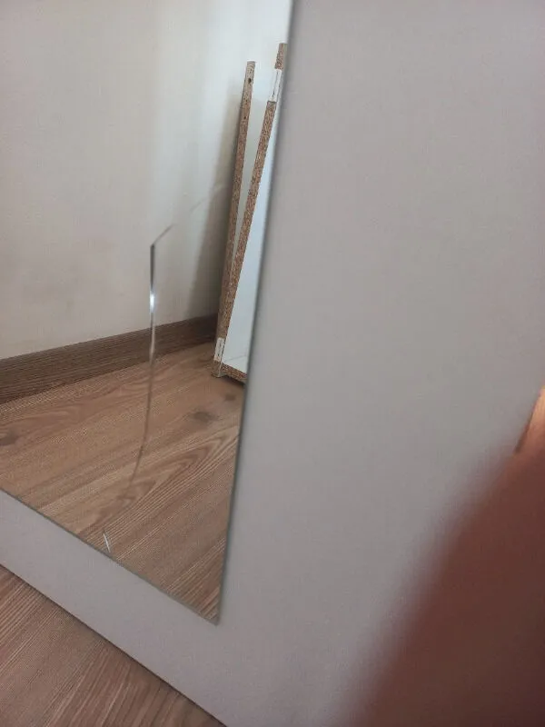 Metalia Beyaz Sürgü Kapaklı Gardırop 3 Kapılı Suntalam Malzemeden Ayna ile Modern Tasarım